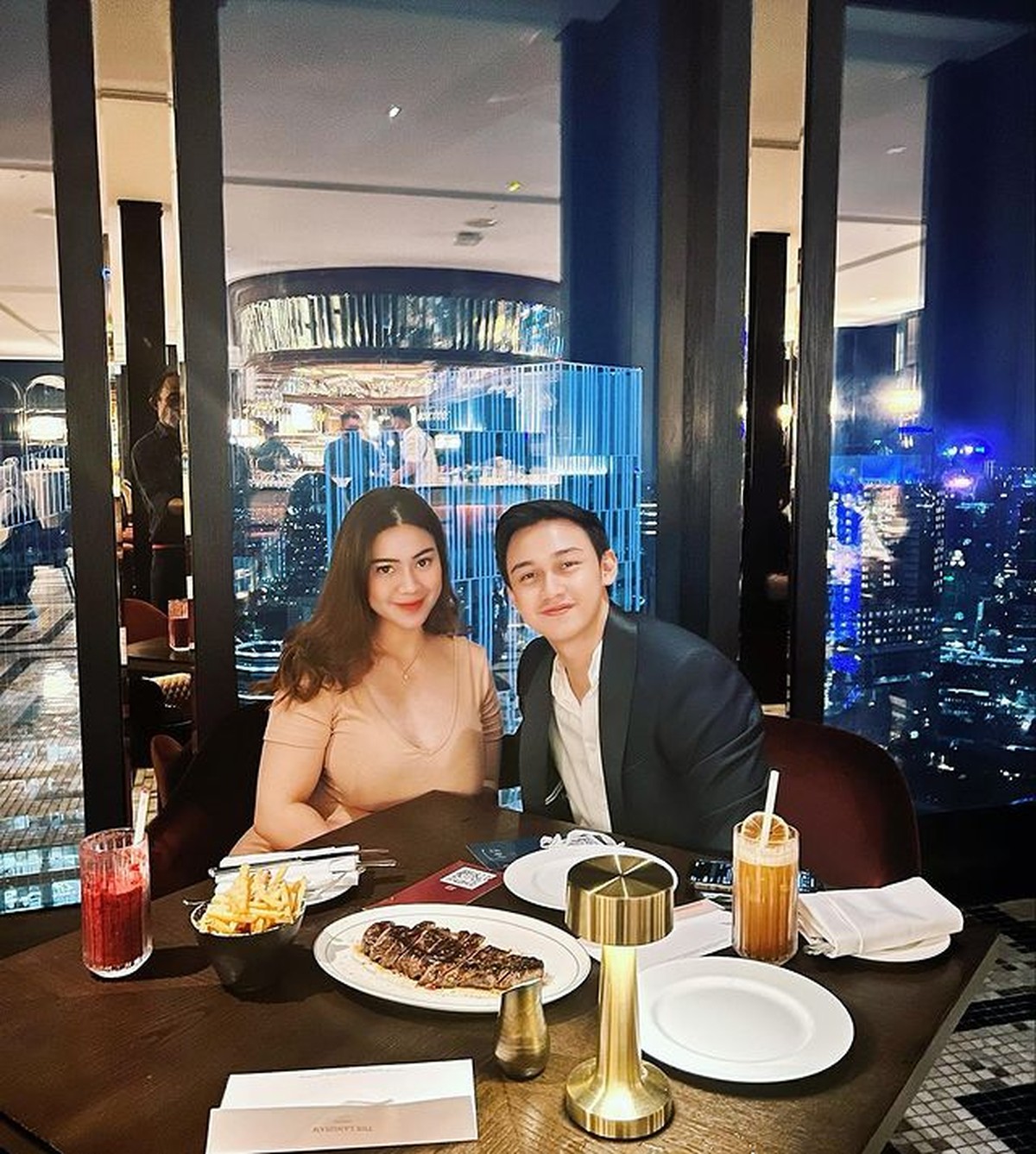 7 Potret Felicya Angelista & Hito Caesar Rayakan Anniversary Pertama