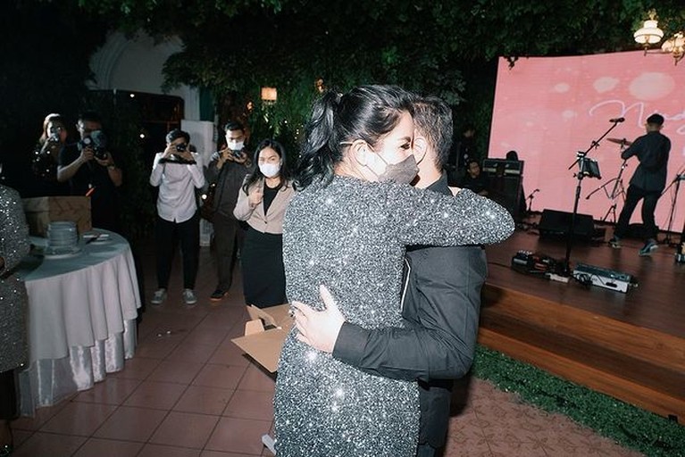 7 Potret Kejutan Ultah Nindy Ayunda 7 Potret Kejutan Ultah Nindy Ayunda