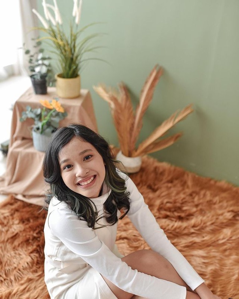 7 Potret Shakiena Azalea Putri Pasha Ungu 7 Potret Shakiena Azalea Putri Pasha Ungu