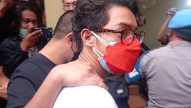 Ardhito Pramono Ditangkap Saat Menghisap Ganja di Rumahnya