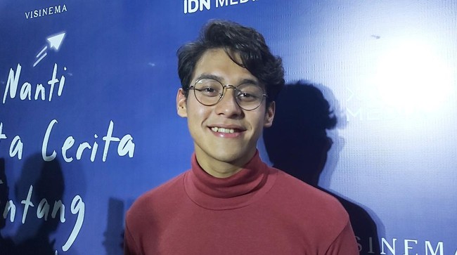 Aktor dan musisi Ardhito Pramono ditangkap terkait kasus penyalahgunaan narkoba jenis ganja di kediamannya di daerah Jakarta Timur.