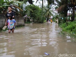 Diguyur Hujan Deras, Rangkasbitung Lebak Dilanda Banjir