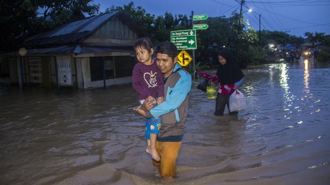 FOTO: Banjir Kepung Banjar Kalimantan Selatan