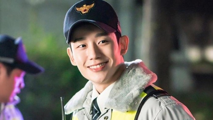 Deretan Polisi Ganteng di Drama Korea Populer yang Sukses Curi Perhatian Deretan Polisi Ganteng di Drama Korea Populer yang Sukses Curi Perhatian