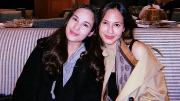 Diajak Foto Warga Lokal, Pevita Pearce Ketawa Dikira Chelsea Islan