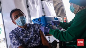 2.200 Lansia Terima Vaksin Booster di Jakarta
