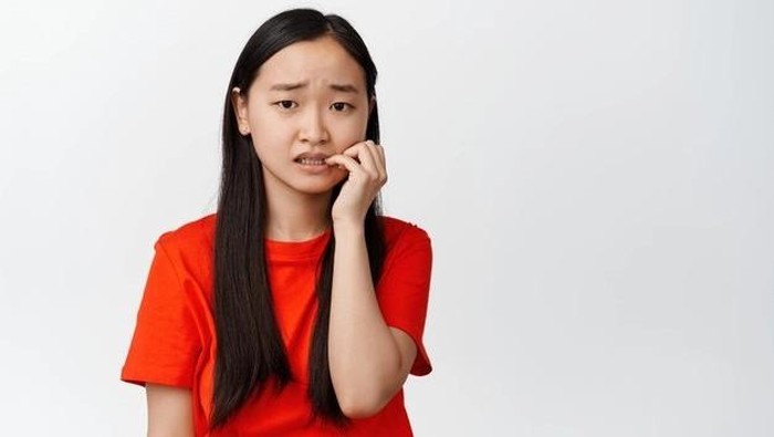 5 Hal Ini Perlu Kamu Lakukan Jika Memiliki Kecemasan Sosial atau Takut Berinteraksi dengan Orang Lain