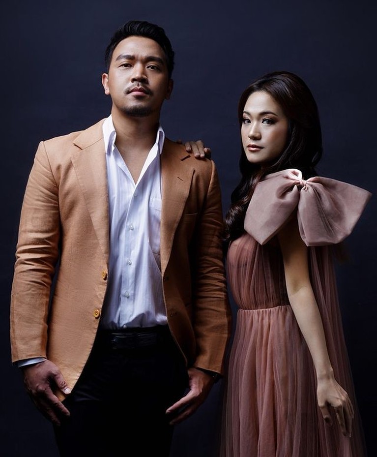 7 Potret Yukinobu dan Kekasih Michael Yukinobu de Fretes mengungkap bahwa pernikahannya dengan Lidya ditunda karena beda agama. Yuk intip potret mereka!