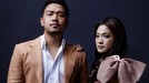 Michael Yukinobu de Fretes mengungkap bahwa pernikahannya dengan Lidya ditunda karena beda agama&period; Yuk intip potret mereka&excl;
