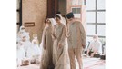 8 Potret Pengajian dan Siraman Vidi Aldiano & Sheila Dara Jelang Nikah
