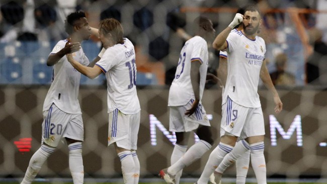 Real Madrid berhasil mengalahkan Barcelona sekaligus lolos ke babak final Piala Super Spanyol yang berlangsung di Riyadh, Kamis (13/1) dini hari WIB.