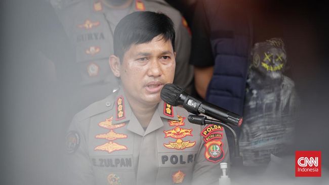 Polisi Usut Laporan Roy Suryo soal Pengunggah Meme Stupa Mirip Jokowi