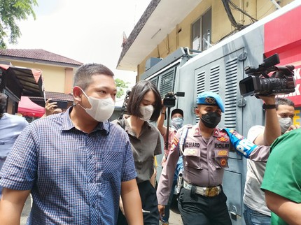 Jenguk Ardhito Pramono yang Terjerat Kasus Narkoba, Sosok Istri Jadi Sorotan