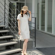 4 Rekomendasi Outfit Buat Tutupi Perut Buncit yang Bisa Dicoba, Bikin Percara Diri!