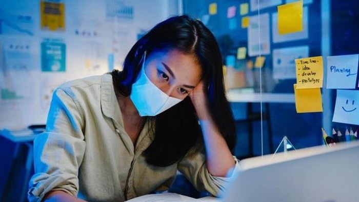 5 Alasan Kenapa Lingkungan Kerja Bisa Membuat Kamu Merasa Stres 5 Alasan Kenapa Lingkungan Kerja Bisa Membuat Kamu Merasa Stres
