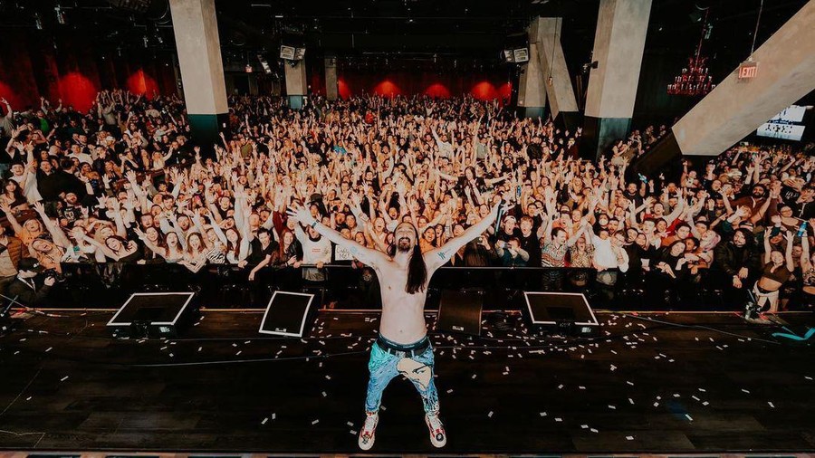 Steve Aoki