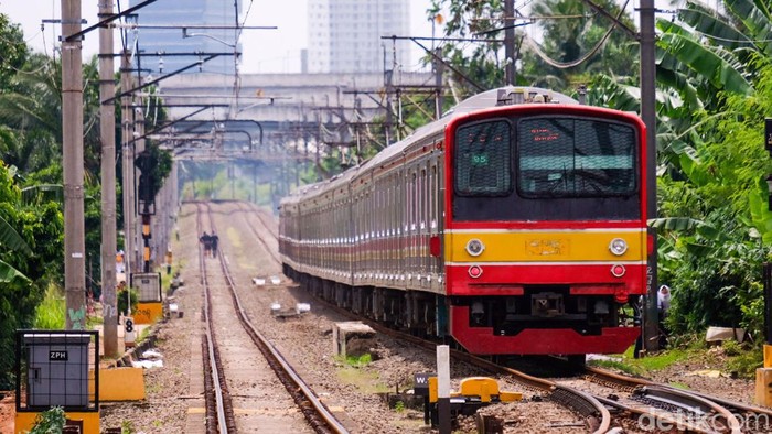 Tarif KRL dan LRT di Jabodebek Direncanakan Bakal Naik, Sudah Siap? Catat Tarif Barunya!