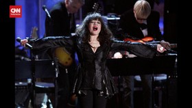 VIDEO: Ronnie Spector Meninggal Usai Berjuang Lawan Kanker