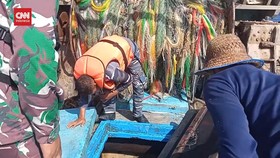 VIDEO: 3 Kapal Ikan Vietnam Ditangkap TNI AL di Laut Natuna Utara