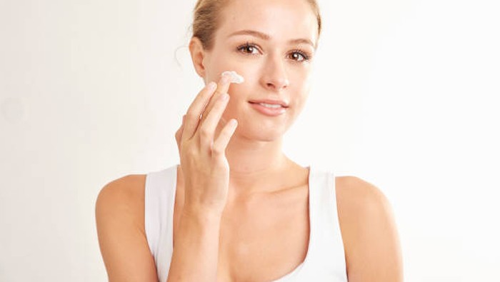 BeauPicks: Rekomendasi Tone Up Cream yang Bikin Kulit Auto Cerah Tanpa Ribet BeauPicks: Rekomendasi Tone Up Cream yang Bikin Kulit Auto Cerah Tanpa Ribet