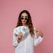 Tips Muda Kaya Raya, Lakukan 5 Hal Ini untuk Capai Kemapanan Finansial di Usia 20-an