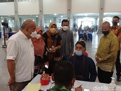 Kick Off Vaksinasi Booster DIY Hari Ini, Lansia dan ASN Disuntik Duluan