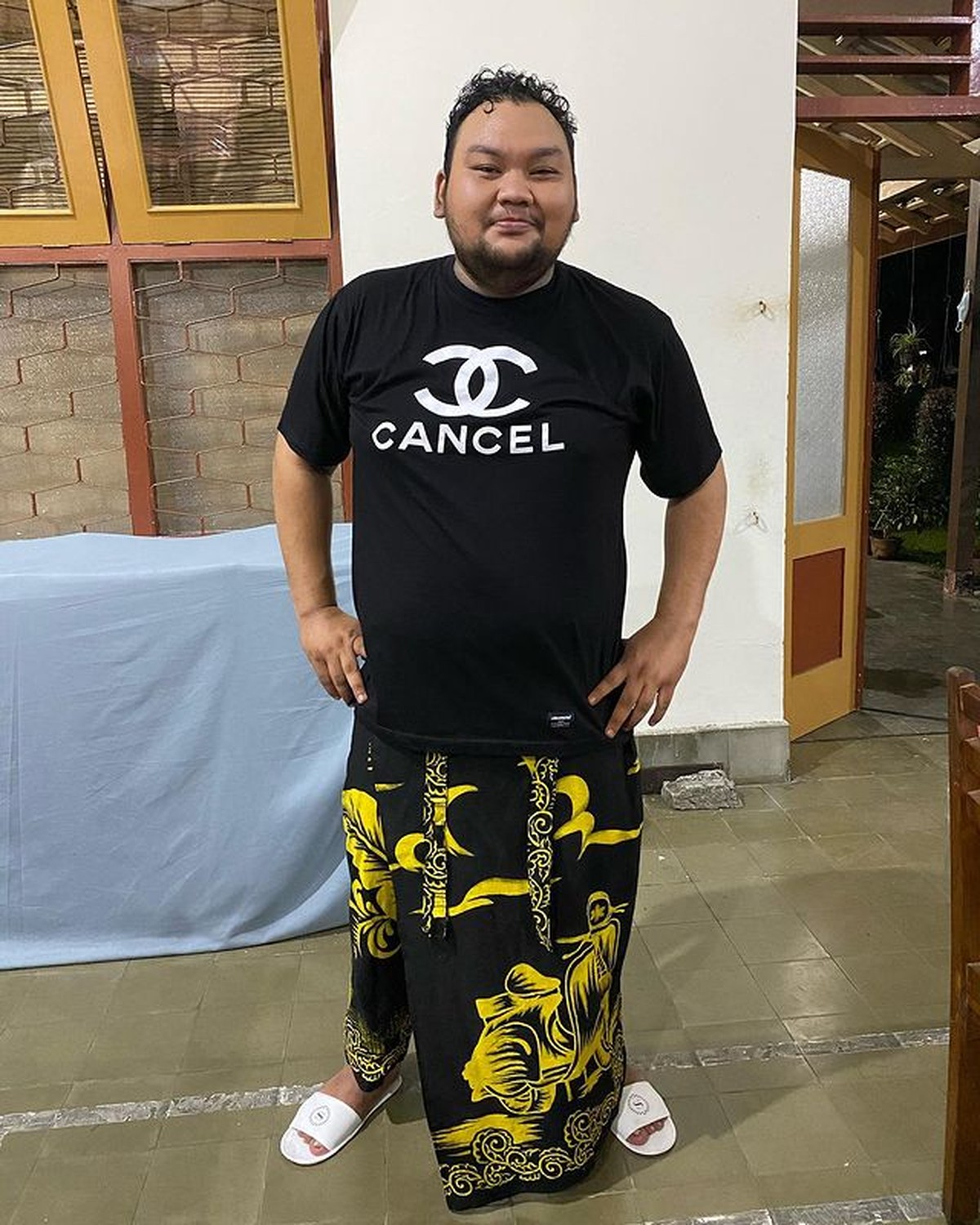 Pihak kepolisian menangkap artis narkoba berinisial FF yang ternyata adalah Fico Fachriza seorang komika&period; Yuk intip potretnya&excl;