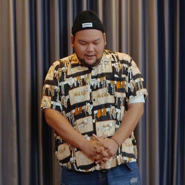 7 Potret Fico Fachriza Komika Inisial FF yang Kembali Ditangkap Narkoba Pihak kepolisian menangkap artis narkoba berinisial FF yang ternyata adalah Fico Fachriza seorang komika. Yuk intip potretnya!