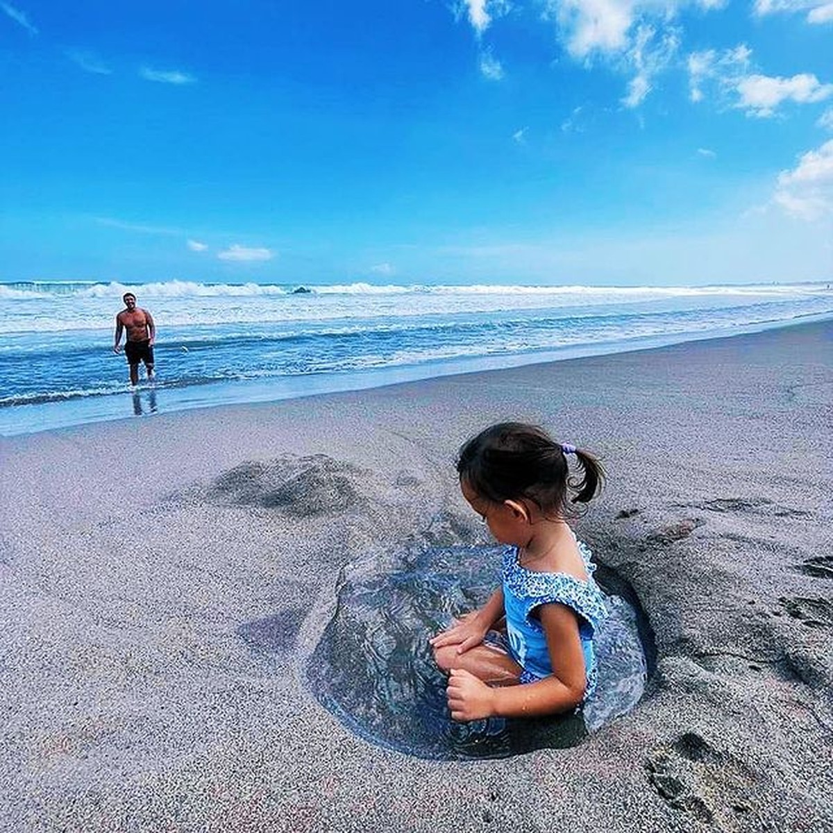 Paras putri semata wayang Raisa dan Hamish Daud&comma; Zalina disebut-sebut mirip dengan Gempi&period; Yuk intip potretnya&excl;