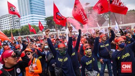 Demo Buruh Kirim Petisi ke KSP: Tolak Omnibus Law Hingga Upah Murah