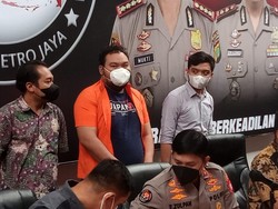 Terungkap! Komika Fico Fachriza Pakai Tembakau Sintetis Sejak 2016