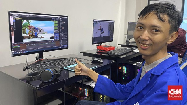 Ghozali Everyday (22) tidak menyangka foto selfie dalam bentuk non-fungible token NFT ada peminatnya.