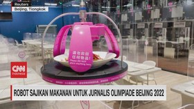 VIDEO: Robot Sajikan Makanan Untuk Jurnalis Olimpiade Beijing 2022