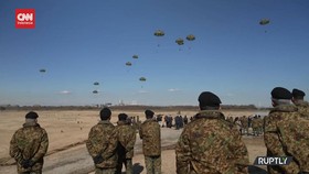 VIDEO: Jepang Gelar Latihan Tempur di Pulau Terpencil