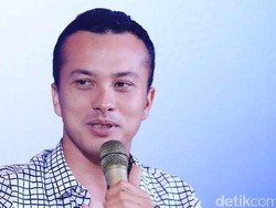 Nicholas Saputra-Isyana Sarasvati Punya Proyek Bareng Nih, Penasaran?