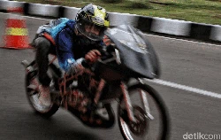 Ratusan Joki Balap Liar Siap Gaspol di Street Race Ancol