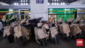 FOTO: Lonjakan Angkutan Barang Kereta Api