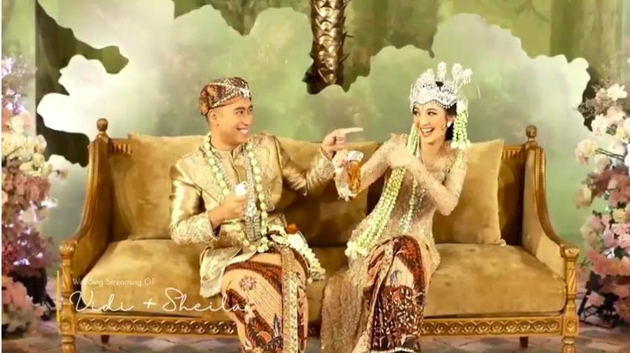 Vidi Aldiano Momen lucu pernikahan Sheila Dara dan Vidi Aldiano