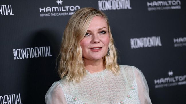 Kirsten Dunst mengaku terkesan dengan adegan romantisnya dalam film Spider-Man 20 tahun lalu.
