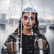 Benarkah Musim Hujan Bisa Bikin Seseorang Lebih Mudah Merasa Sedih? Ini Penjelasan Ahli!