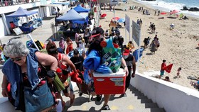 Tsunami Hantam Tonga hingga Aturan Arab Saudi semakin Sekuler