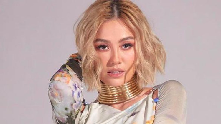 Agnez Mo jadi sampul majalah ternama di AS.