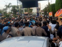 Demo Imigran Afghanistan di Riau Ricuh Buntut Pengungsi Bunuh Diri