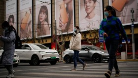 China Larang Selebritas Pamer Gaya Hidup 'Sultan' di Medsos