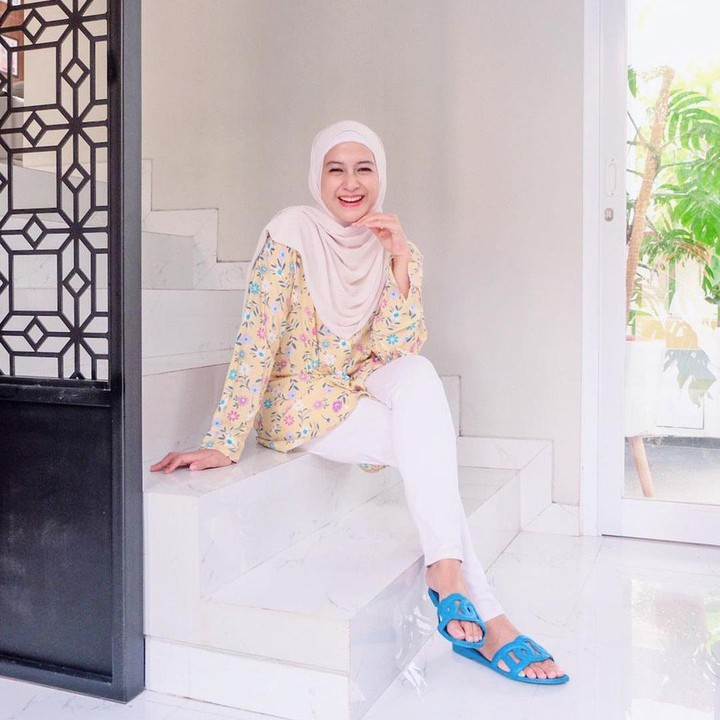 <p>Di sudut lainnya juga tak kalah menarik, Nina juga beberapa kali lakukan pemotretan di sini untuk feed Instagramnya. (Foto: Instagram @ninazatulini22)</p>