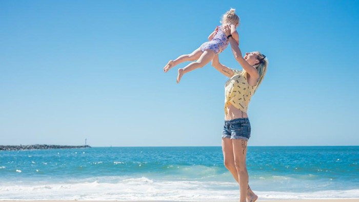Ada Sunscreen untuk Orang Dewasa dan Anak-anak, Apa yang Membuat Keduanya Berbeda?