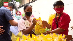 VIDEO: Minyak Goreng Masih Mahal, Operasi Pasar Digelar di Jakarta