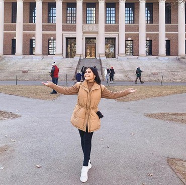 Nonton Pemain Latihan, Prilly Latuconsina Disebut Mau Akuisisi Persikota