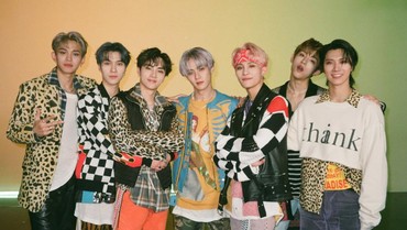 Lirik Lagu Phantom - WayV