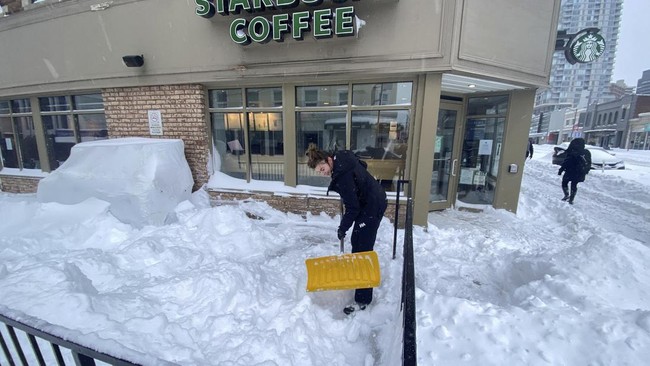 Starbucks umumkan bakal menghentikan seluruh kegiatan operasinya di Rusia.